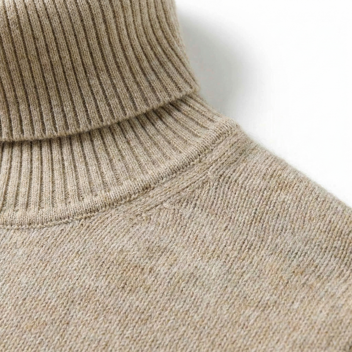 Osvaldo | Suéter Refinado de Merino de Cuello Alto para Hombre