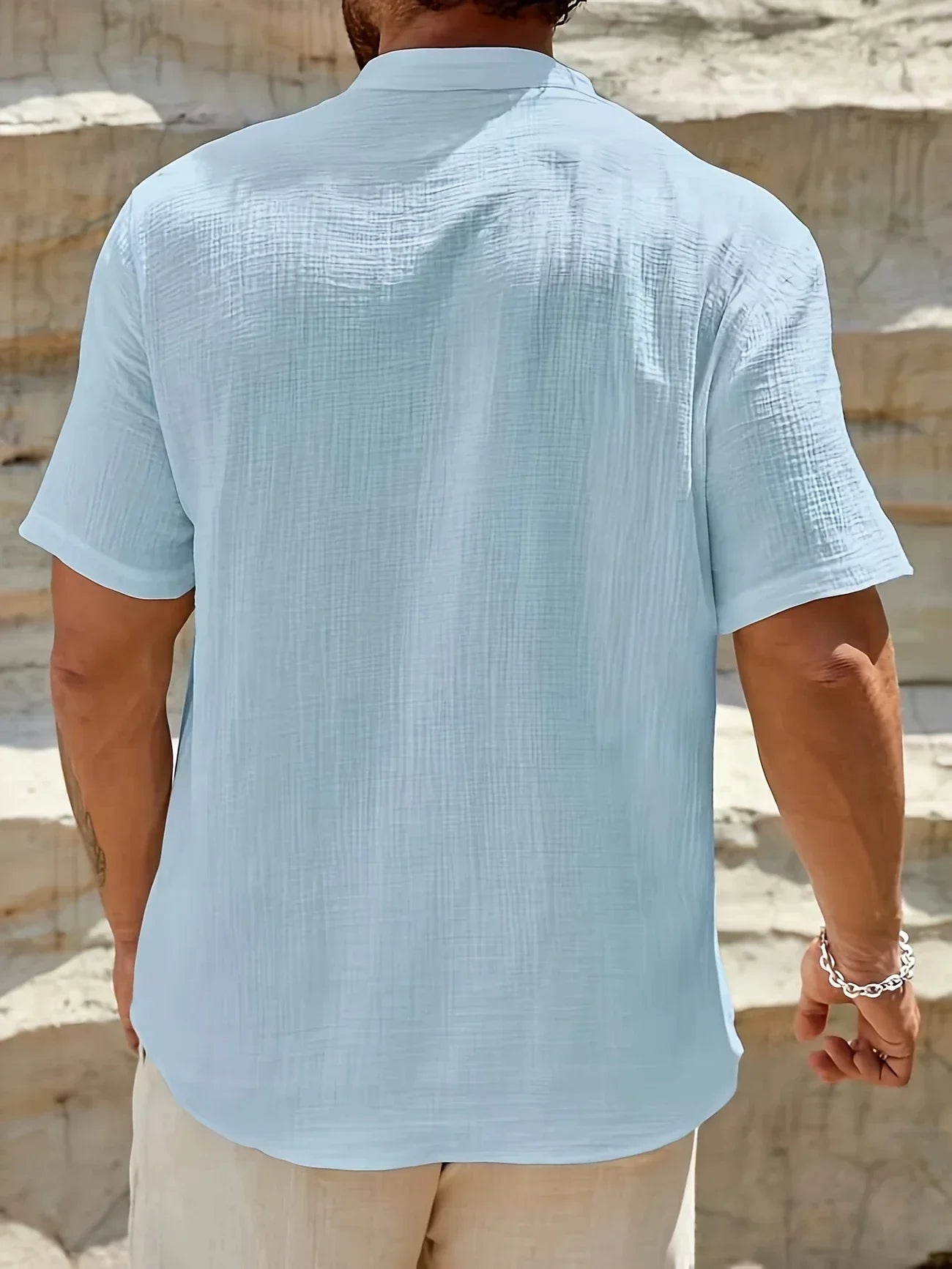 David | Camisa de verano elegante con cuello alto