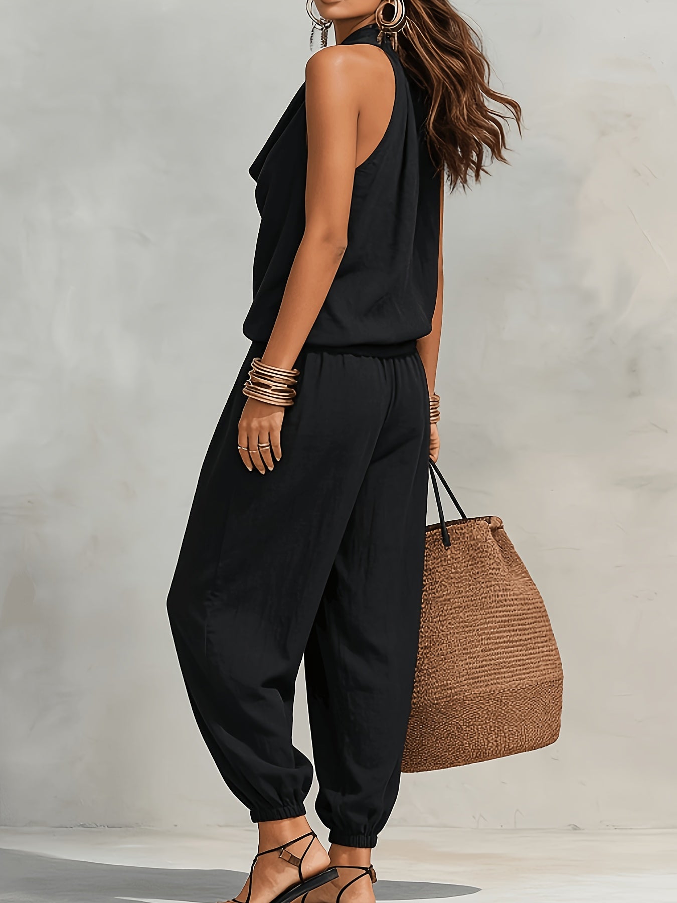 Isabel | Conjunto de Top Halter y Pantalón de Pierna Ancha con Textura de Lino