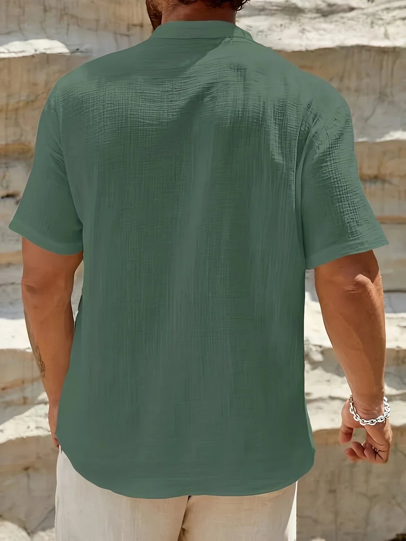 David | Camisa de verano elegante con cuello alto
