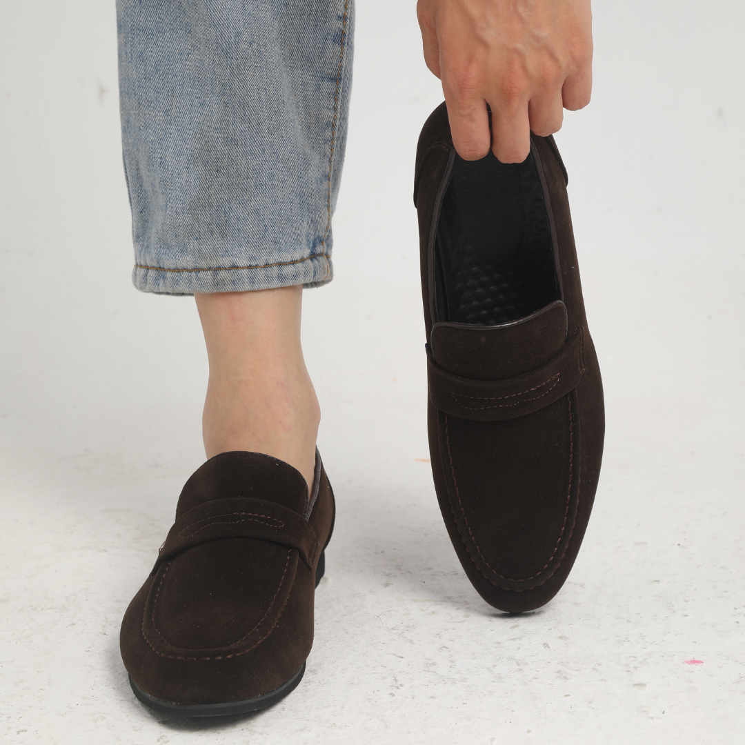 Adrián | Mocasines de ante con hebillas