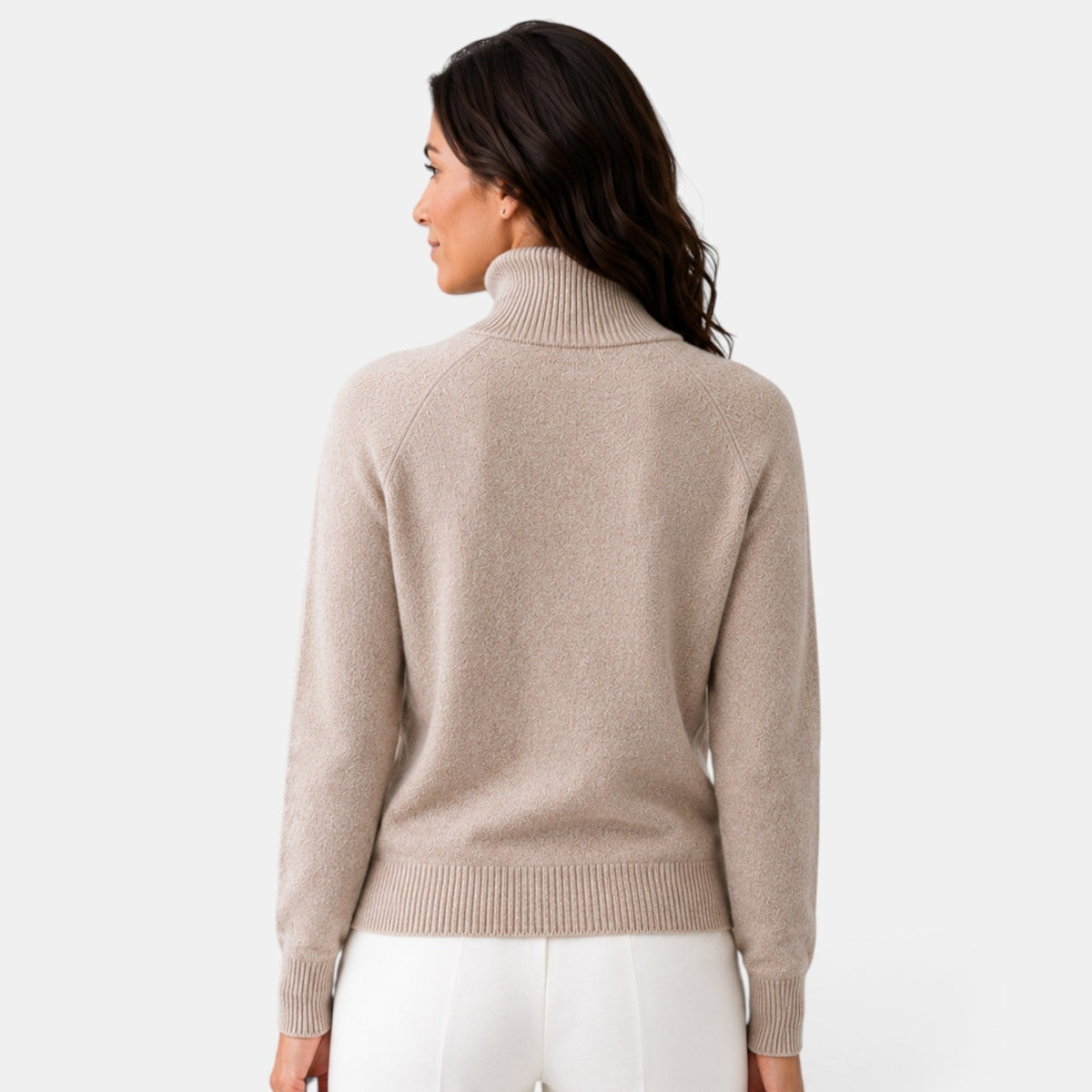 Yaretzi | Suéter Elegante de Cuello Alto de Lana
