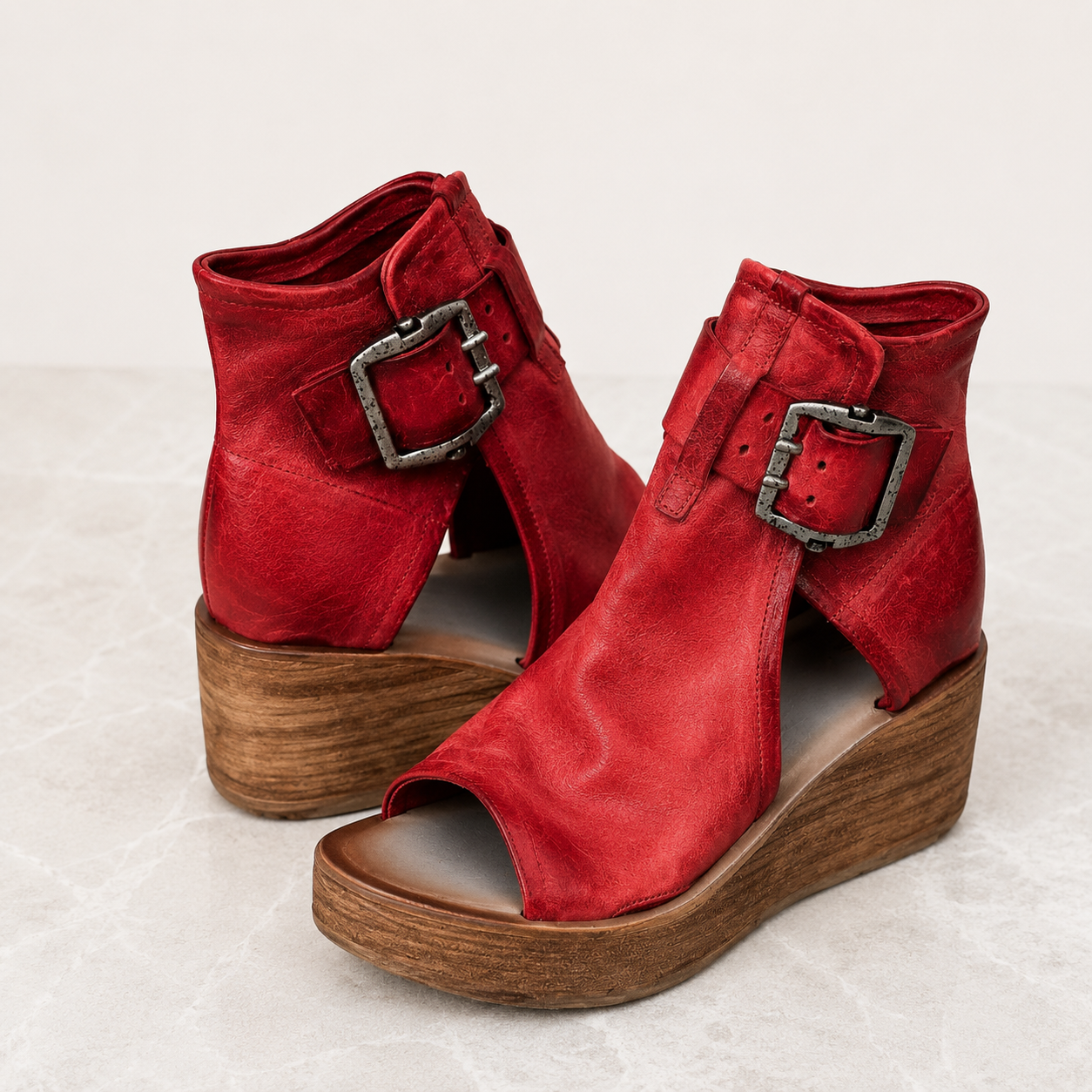 Patricia | Sandalias de cuña con hebilla