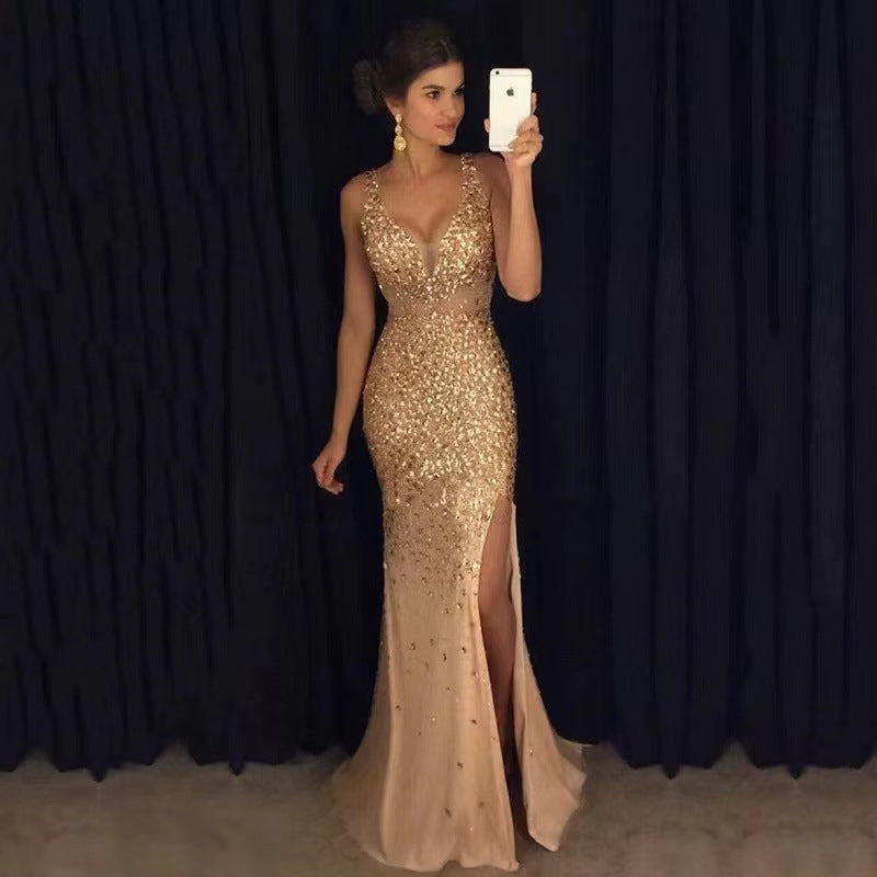 Vestido de gala escote en V sin mangas