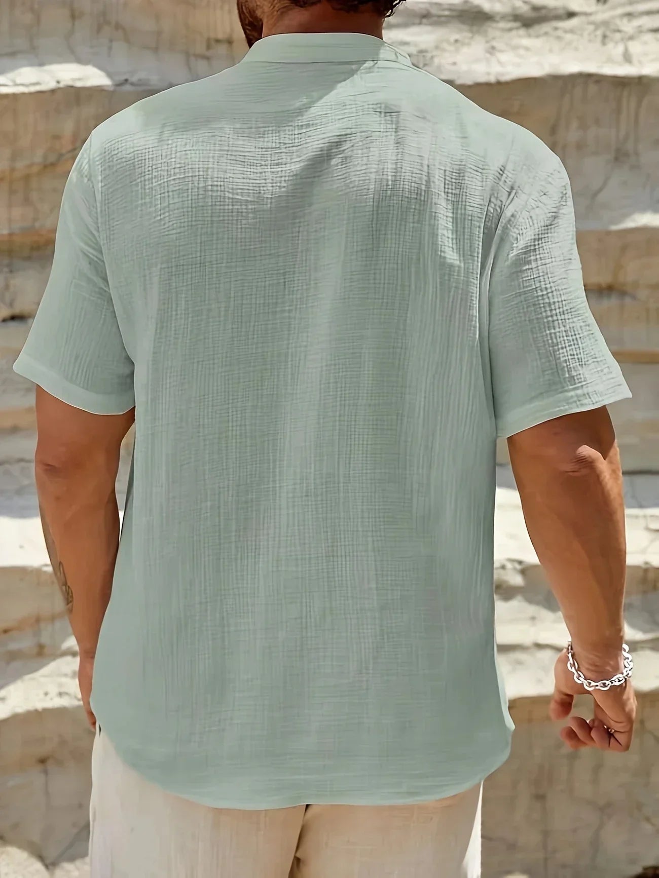 David | Camisa de verano elegante con cuello alto