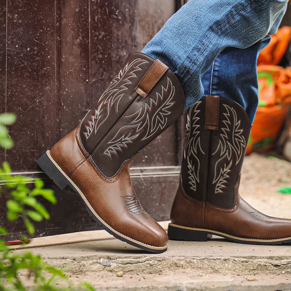 Botas Vaqueras Hombre con Caña Bordada a Media Pierna