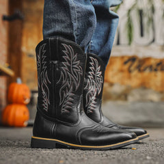 Botas Vaqueras Hombre con Caña Bordada a Media Pierna