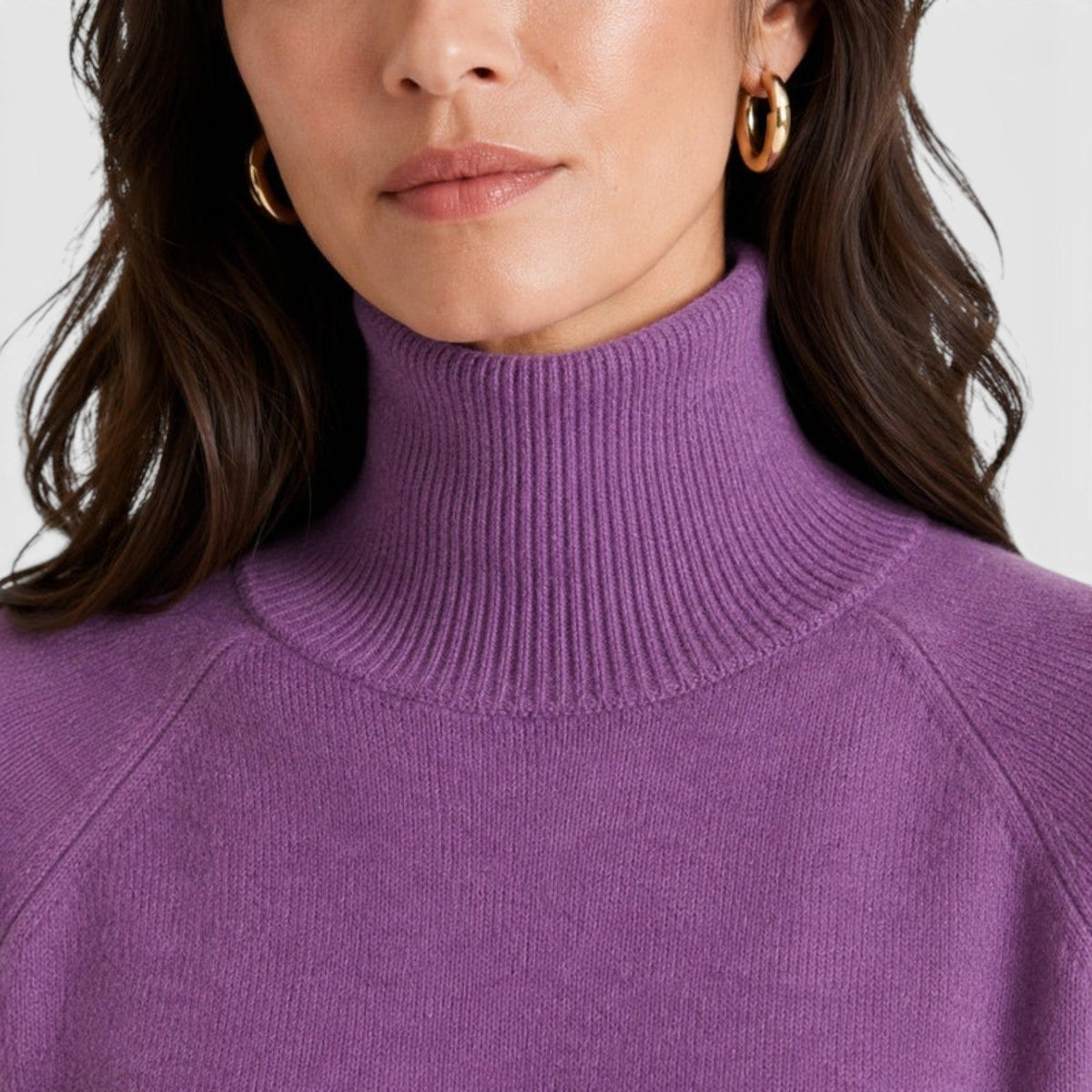 Yaretzi | Suéter Elegante de Cuello Alto de Lana