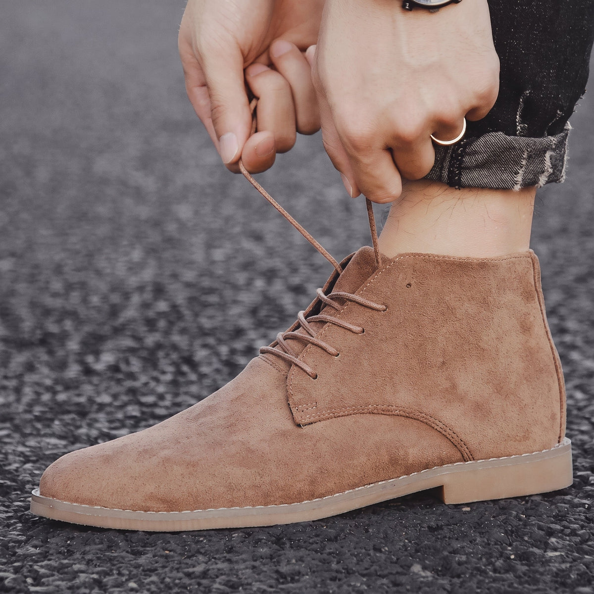 Botines Hombre Tipo Chukka con Costura en la Punta