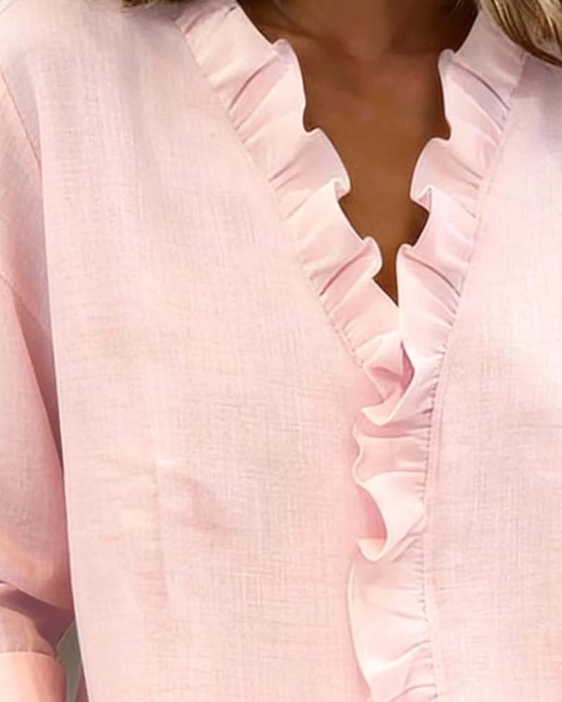 Adriana | Blusa de Cuello en V con Volantes