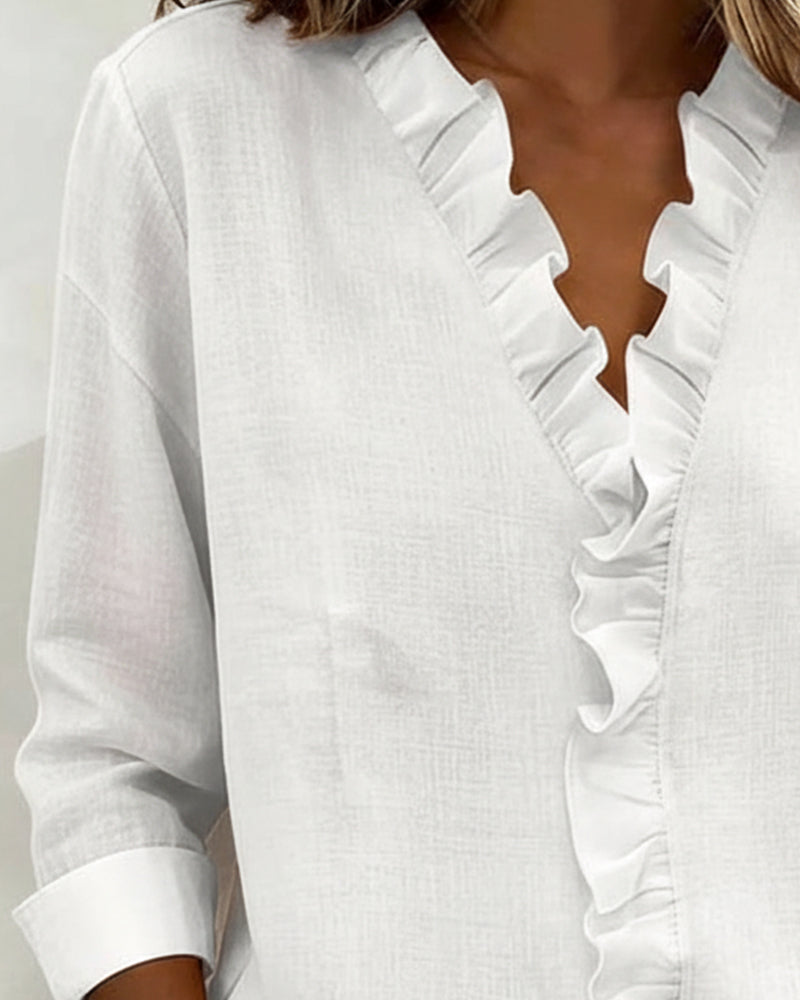 Adriana | Blusa de Cuello en V con Volantes