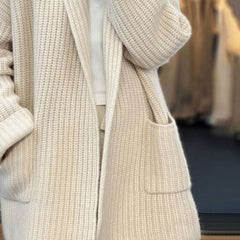 Vega | Cárdigan Oversize con Cuello Bufanda