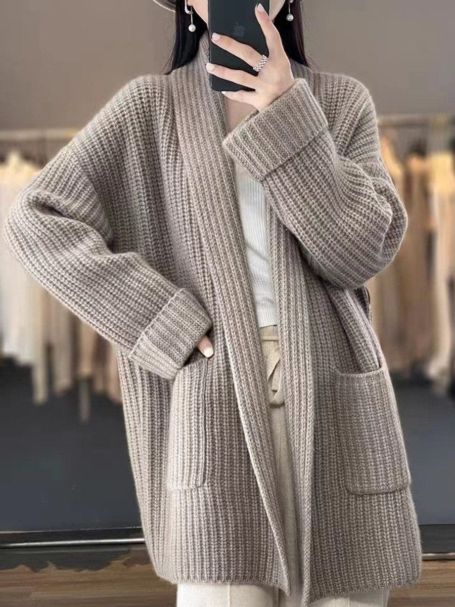 Vega | Cárdigan Oversize con Cuello Bufanda