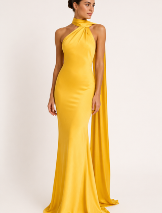 Vestido de gala halter con capa - Amarillo