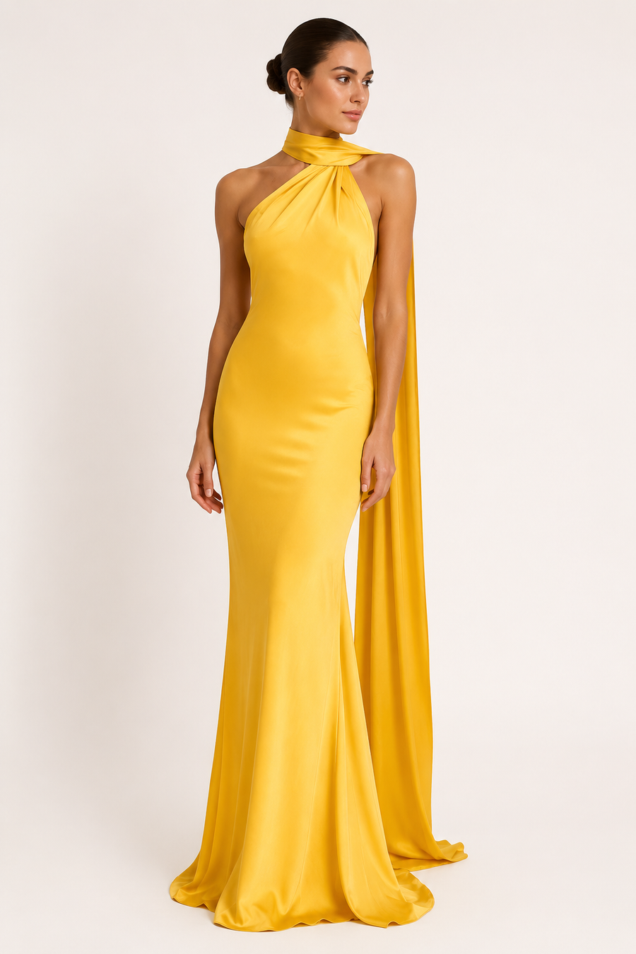 Vestido de gala halter con capa - Amarillo
