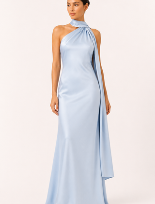 Vestido de gala halter con capa - Azul claro